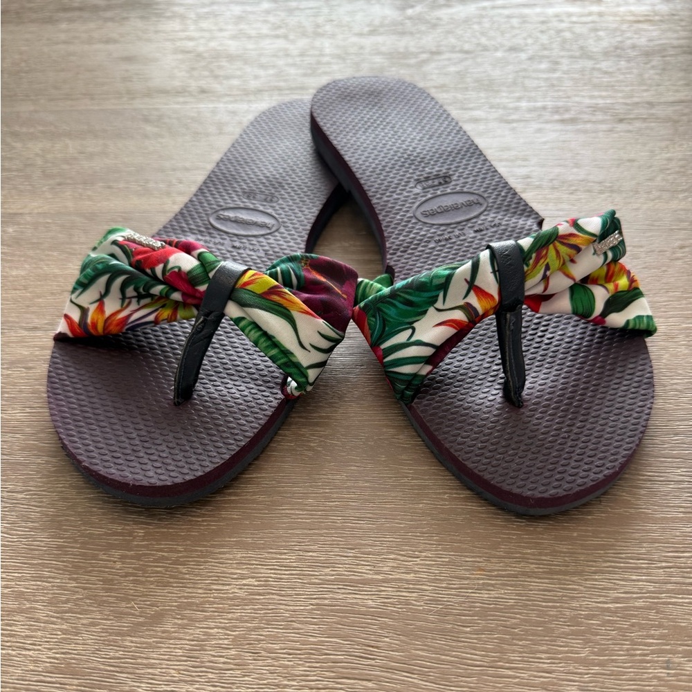 Havaianas You St Tropez Purple Floral Women's Flip Flops